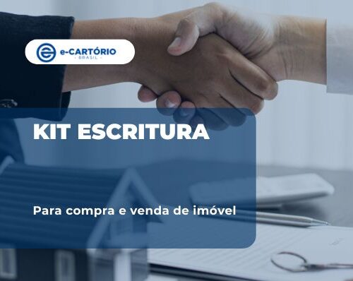 Mãos se comprimentando ao fundo documentos de kit de escritura para compra e venda de imóvel